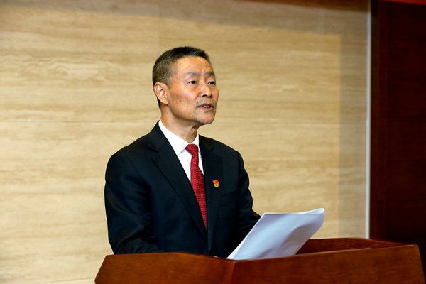 平博pinnacle集团一届一次全委会选举出新一届辅导集体 斯泽夫当选平博pinnacle党委书记